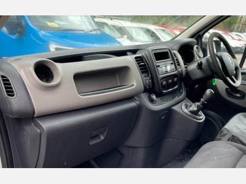 Renault Trafic 1.6 dCi ENERGY 29 Business LWB High Roof Euro 5 (s/s) 5dr 38