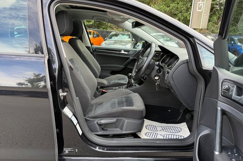 Volkswagen Golf GT EDITION TSI ACT BMT -£35 ROAD TAX -PANORAMIC SUNROOF -10 SERVICES 25