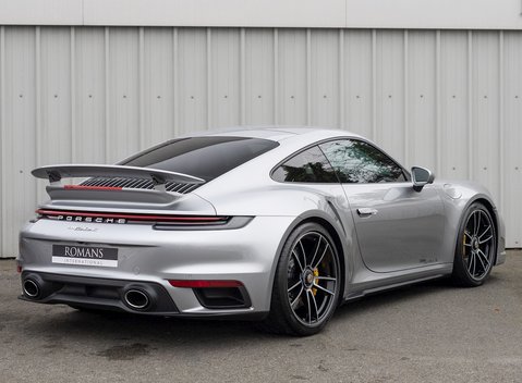 Porsche 911 (992) Turbo S 7