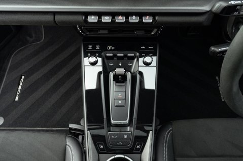 Porsche 911 3.0T 992 Carrera GTS PDK Euro 6 (s/s) 2dr 42