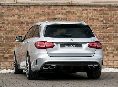 Mercedes-Benz C Class C63 Estate 2