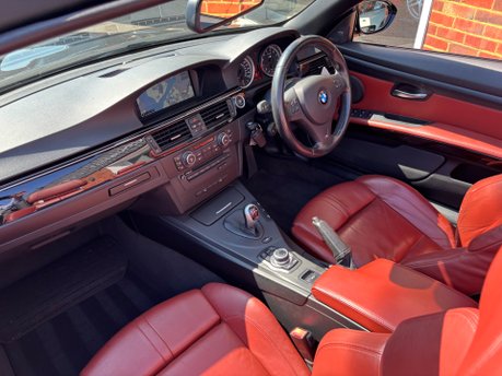 BMW M3 4.0 V8 Convertible 2dr Petrol DCT Euro 5 (420 ps) 3