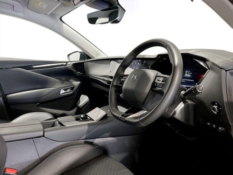 DS DS 4 1.6 E-TENSE 12.4kWh Trocadero Hatchback 5dr Petrol Plug-in Hybrid EAT8 Euro 12