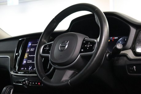 Volvo V60 B4 CROSS COUNTRY AWD MHEV 12
