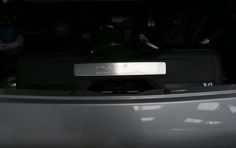 Porsche 911 997.2 Carrera S PDK Stunning Low Mileage and Huge Spec 32