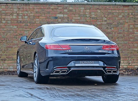Mercedes-Benz S Class S63 Coupe 8