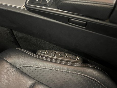 Mercedes-Benz E Class 2.1 E250 CDI AMG Sport Cabriolet G-Tronic+ Euro 5 (s/s) 2dr 36