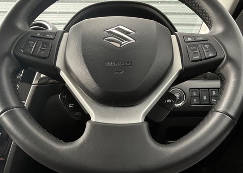 Suzuki Vitara SZ5 BOOSTERJET MHEV 25