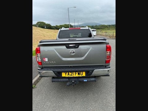 Nissan Navara 2.3 Navara Tekna dCi 4WD 5dr 3