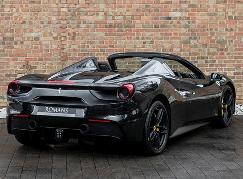 Ferrari 488 Spider 7
