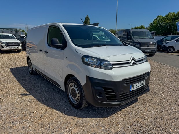 Citroen Dispatch MWB L2H1 Low Roof X 1000 Sensors EURO 6 SELECT 4