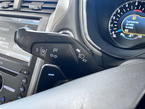 Ford Mondeo 2.0 TDCi Vignale Powershift Euro 6 (s/s) 5dr 24