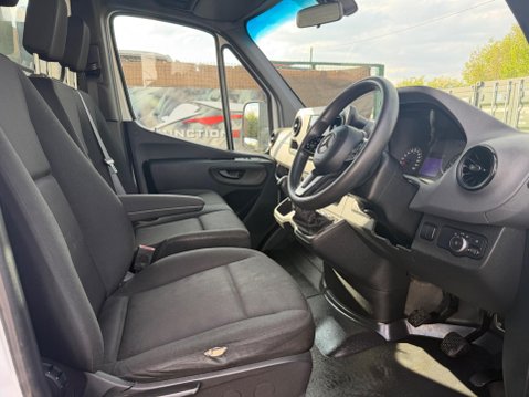 Mercedes-Benz Sprinter 2.1 316 CDI Progressive RWD L3 Euro 6 (s/s) 2dr 12