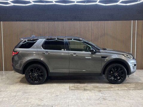 Land Rover Discovery Sport 2.0 Discovery Sport Black HSE TD4 Auto 4WD 5dr 15