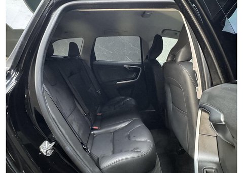 Volvo XC60 2.4 D5 SE Lux Nav SUV 5dr Diesel Auto AWD Euro 6 (s/s) (220 ps) 35
