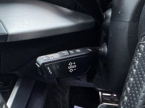 Audi Q2 1.4 TFSI CoD S line S Tronic Euro 6 (s/s) 5dr 38