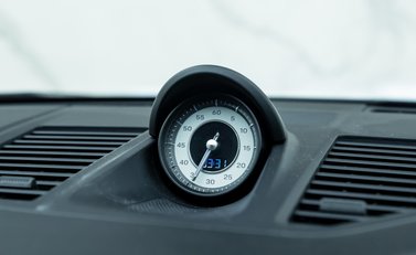 Porsche 911 Turbo S (992) 21