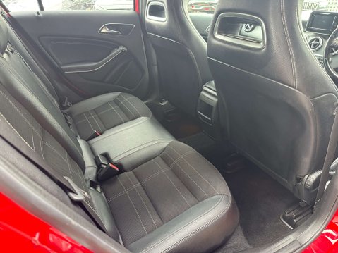 Mercedes-Benz A Class 1.8 A200 BlueEfficiency Sport CDi 5dr 14
