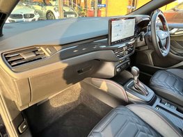 Ford Focus 1.0 Focus ST-Line X MHEV Auto 5dr 17