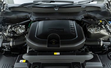 Land Rover Range Rover D300 Westminster Black Edition 25