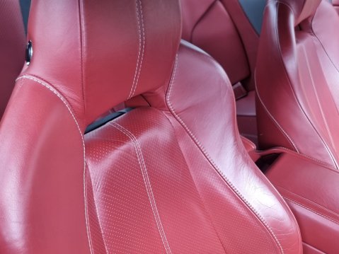 Aston Martin DB9 V12 33