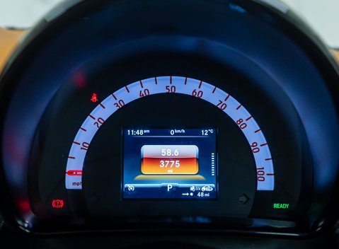 Smart Fortwo Coupe RACING GREEN EDITION 27