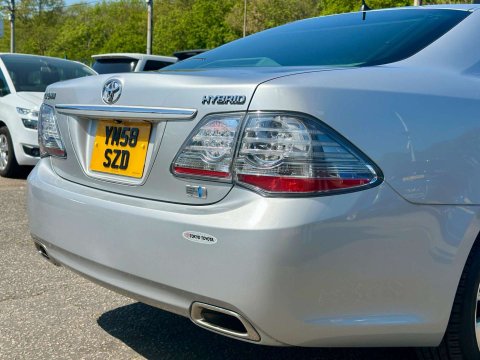 Toyota Crown 3.5 Hybrid Special Edition 5dr 67