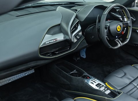 Ferrari SF90 Spider 20