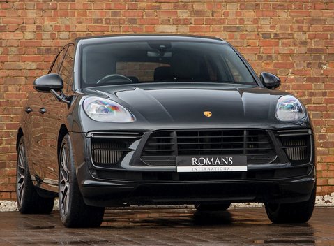 Porsche Macan Turbo 1