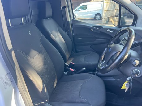 Ford Transit Courier TREND 1.5 TDCI Van 10