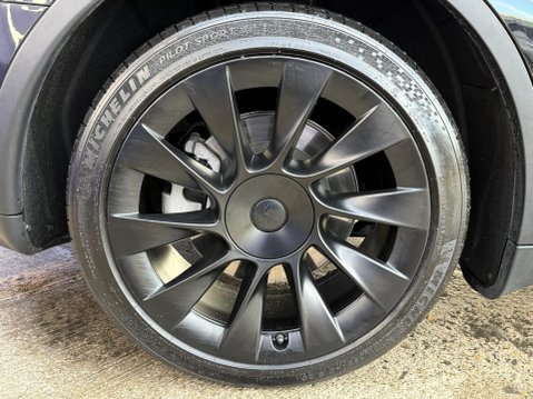 Tesla Model Y (Dual Motor) Long Range SUV 5dr Electric Auto 4WDE (384 bhp) 14
