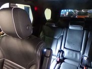 Land Rover Discovery 2.0 Discovery HSE SD4 Auto 4WD 5dr 17