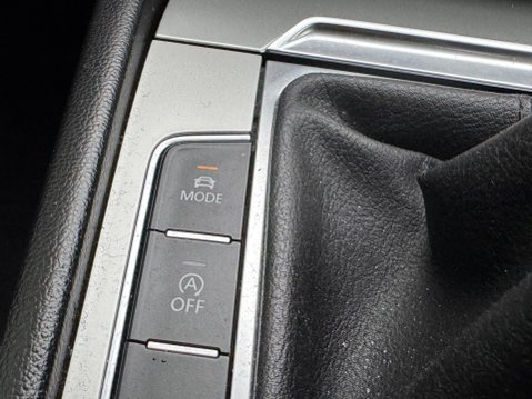 Volkswagen Passat 2.0 TDI BlueMotion Tech SE Business Euro 6 (s/s) 5dr 21