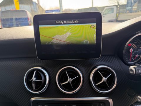 Mercedes-Benz A Class 1.5 A180d AMG Line (Executive) Euro 6 (s/s) 5dr 33