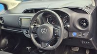 Toyota Yaris 1.5 VVT-h Design Hatchback 5dr Petrol Hybrid E-CVT Euro 6 (s/s) (100 ps) 36
