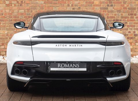 Aston Martin DBS Superleggera 5