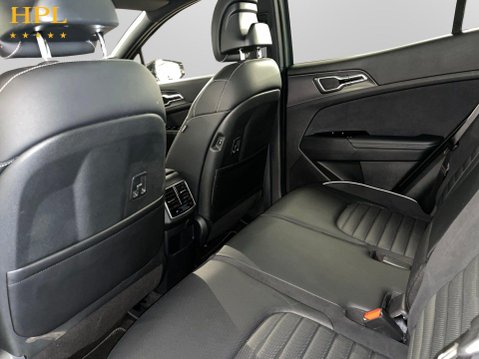 Kia Sportage 1.6 h T-GDi GT-Line S SUV 5dr Petrol Hybrid Auto AWD Euro 6 (s/s) (207 bhp) 21