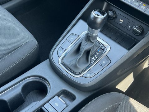 Hyundai KONA GDI PREMIUM 28