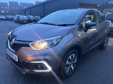 Renault Captur PLAY TCE 5