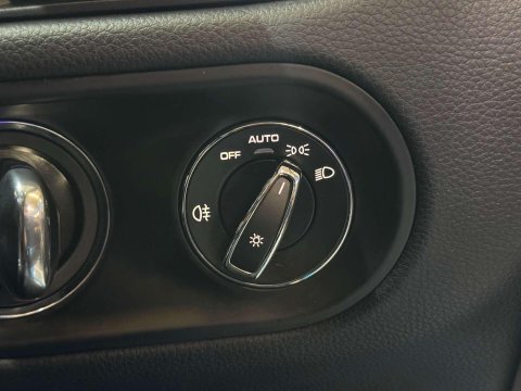 Porsche Macan 3.0T V6 S SUV 5dr Petrol PDK 4WD Euro 6 (s/s) (354 ps) 49