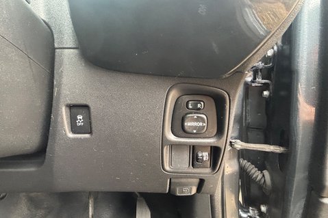 Toyota Aygo VVT-I X-CLUSIV 3.. AUTOMATIC.. FULL LEATHER.. SAT NAV.. REVERSING CAMERA.. 23