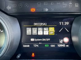 Toyota Yaris 1.5 Yaris Design HEV CVT 5dr 34