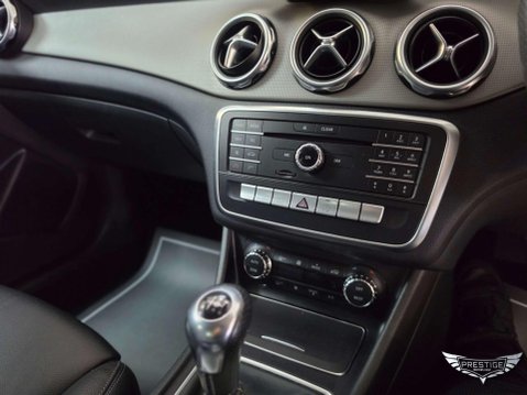 Mercedes-Benz GLA 1.6 GLA200 Sport Euro 6 (s/s) 5dr 29