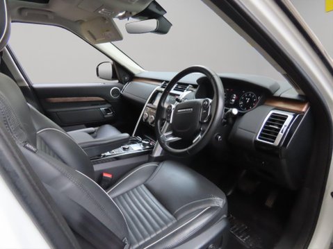 Land Rover Discovery 2.0 Si4 HSE Auto 4WD Euro 6 (s/s) 5dr 10