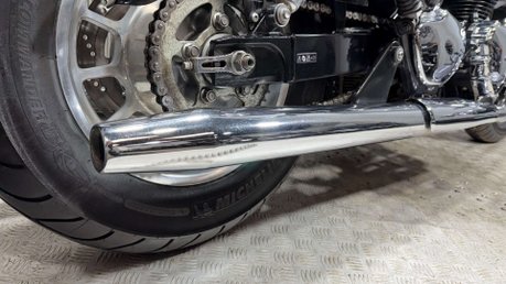 Triumph Bonneville 2013 ONLY 13K 1 OWNER LONG MOT MID-WEIGHT CRUISER BIKE 865CC 20