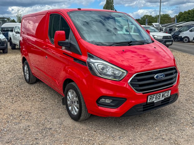 Ford Transit Custom SWB L1H1 [SOLD MM] Low Roof Limited 280 Air Con Nav Sensors EURO 6 4