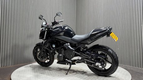 Kawasaki Er ER6 2011 ONLY 7K VERY CLEAN EXAMPLE LONG MOT IDEAL FIRST BIG BIKE 6