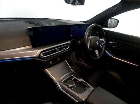 BMW 3 Series 2.0 320i M Sport Saloon 4dr Petrol Auto Euro 6 (s/s) (184 ps) 15