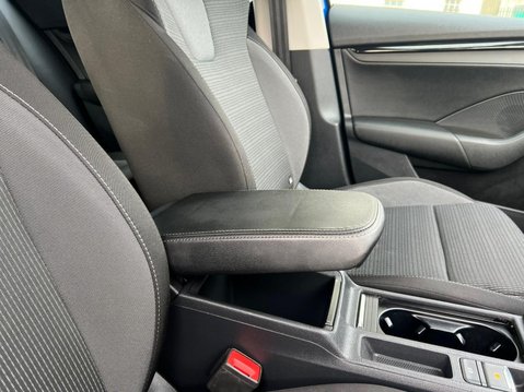 Skoda Octavia 2.0 TDI SE Technology Euro 6 (s/s) 5dr 31