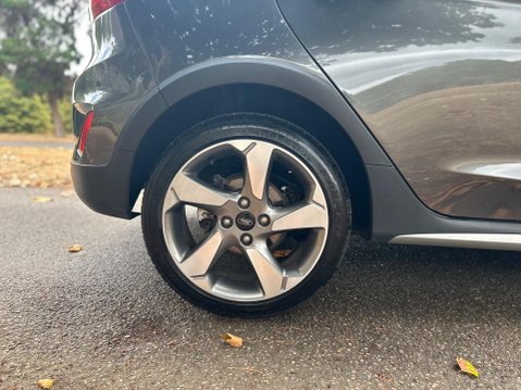 Ford Fiesta ACTIVE X 31
